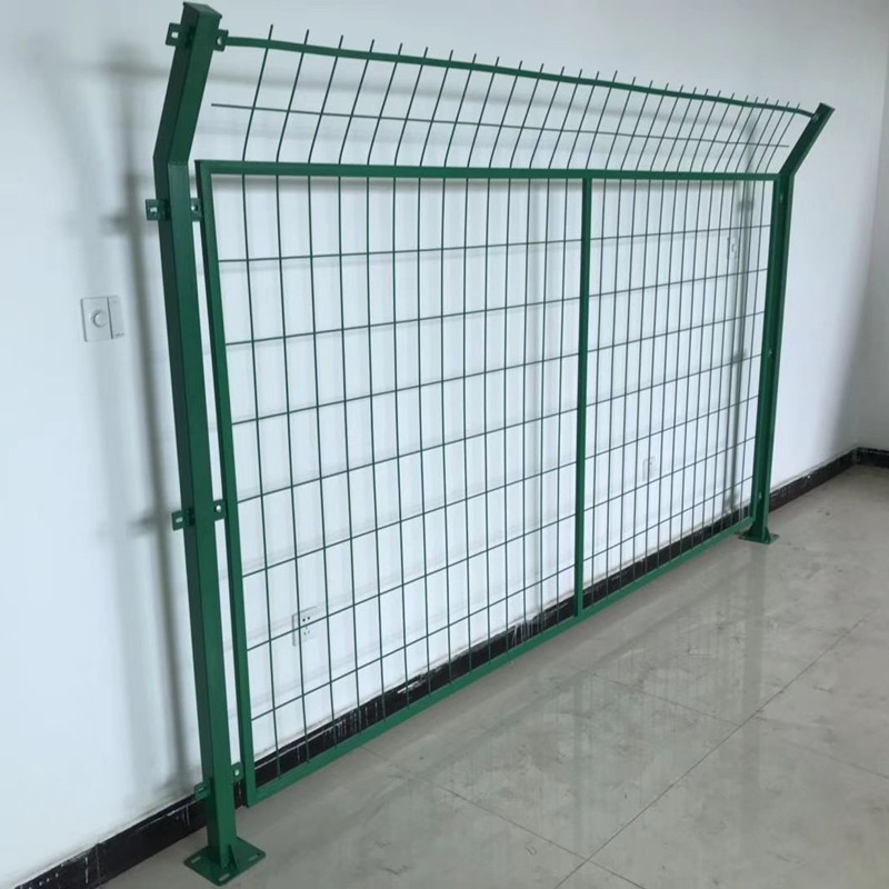 護欄網被用作圍墻的優勢有哪些